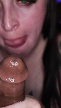 Lilith Vale garganta bbc para uma gozada interna