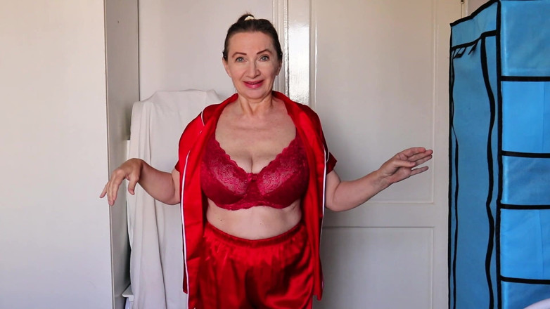 MariaOld: Mature Cougar MILF Seduce You with Big Tits, Fuck Them...