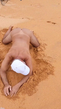 Ladysilva Sissy Hot Ass on the Beach