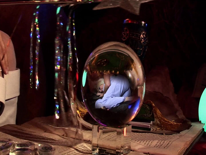 The Window of Sex: Hårda slampor scen 4 blond milf i underkläder gillar att ha...