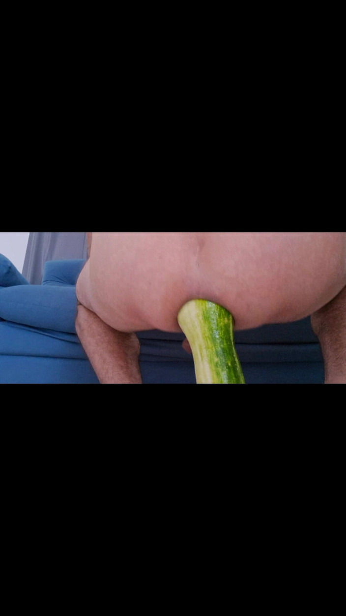 BronzeLimonade0: 喂我的屁股