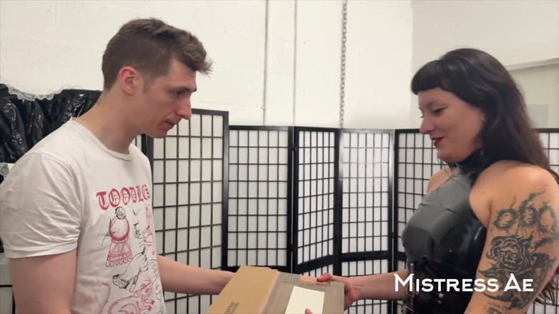 MistressAe: Two Dommes and the Delivery Boy - the Restraint