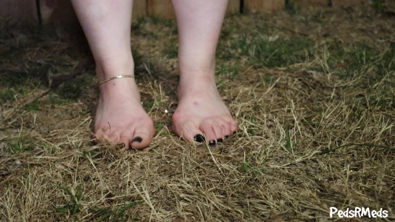 Little Miss Rya Barefoot in the Grass