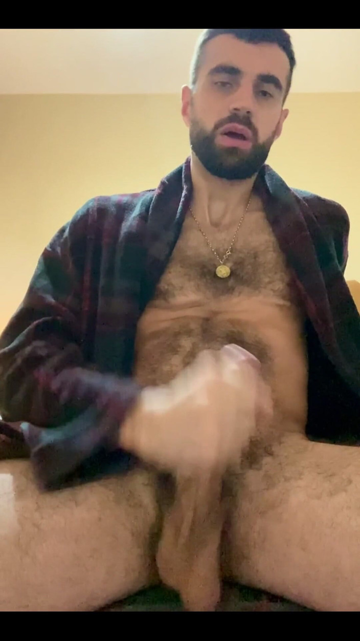 Eli Thorne: Busting a Huge Load Before Bed