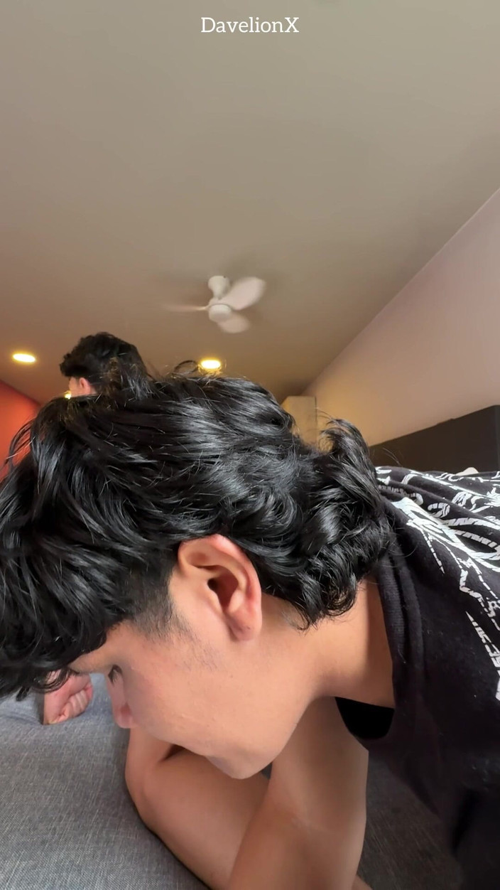 DavelionX: Oswaldo nutre la figa troia affamata di Davelionx