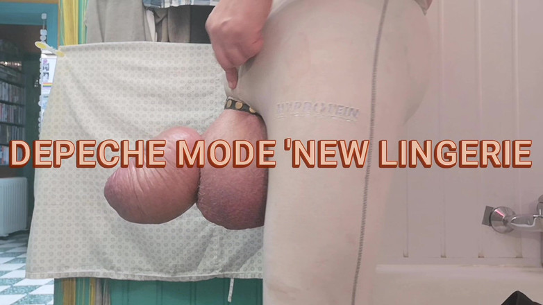 Monster_Meat_: Pertunjukan pakaian dalam seluar dalam baru