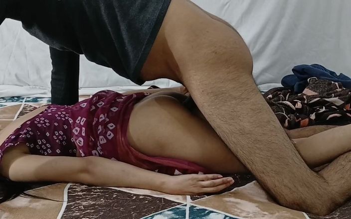 Desifilmy45: インドのホットな義理の妹のプッシーファック義理の兄弟と
