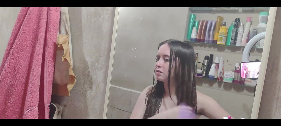 RavenHearth666VIP: Spazzolando i capelli bagnati