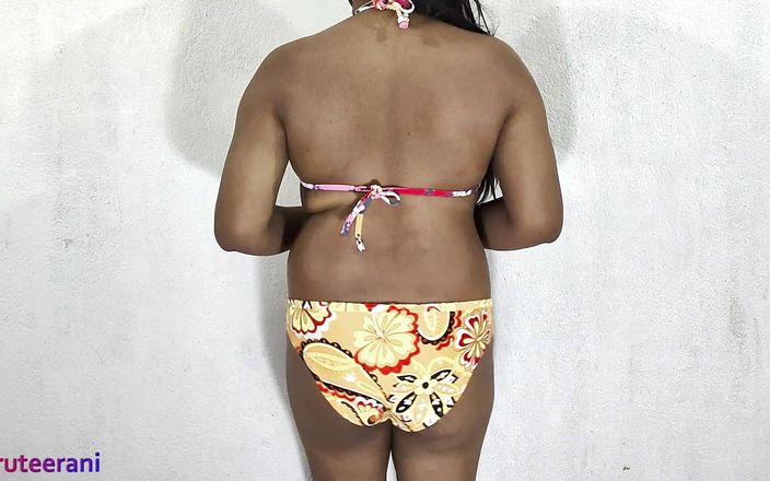 Shruteerani: Beach Fashion Chapter 1 - Une trans indienne en solo en bikini