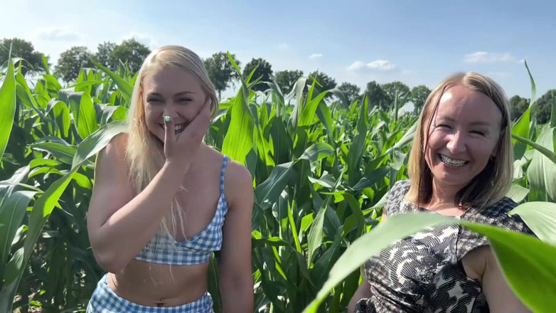 Siswet: Getting anal fisted and fucked in a cornfield