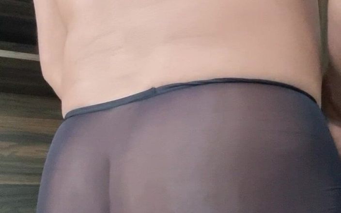 My panties: 黑色透视内裤和内衣