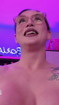 Transka si líže mrdku