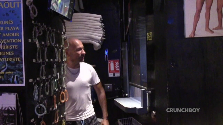 Kinky Bareback Boys: Fucked bareback in sneaker in locker room by scally boy