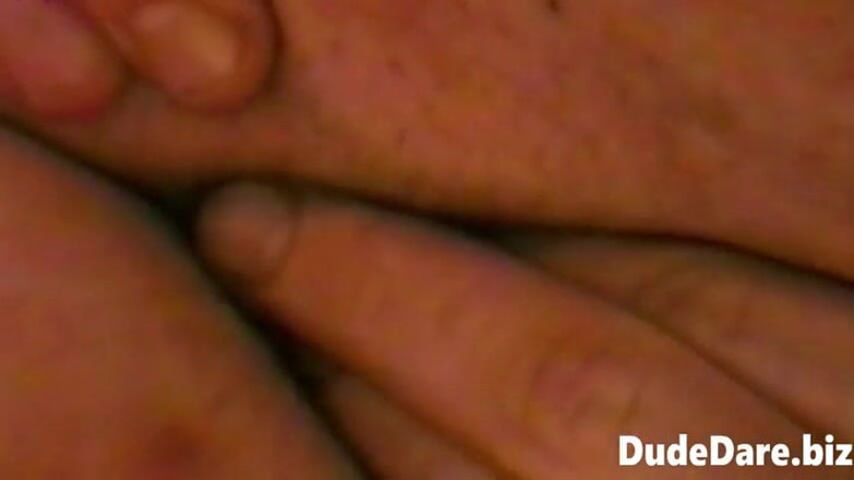 DudeDare: Guarda un ragazzo monella che si masturba in modo erotico