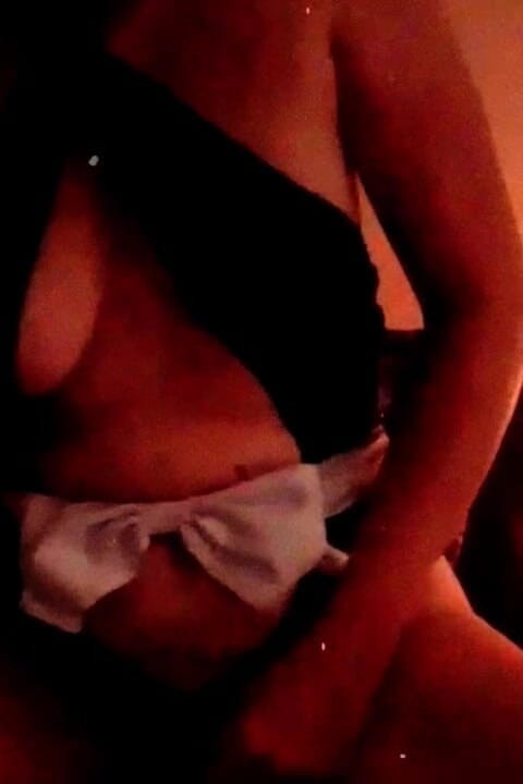 pussyplayprincess: Pusdy Play Waiting Gor boyaphrend