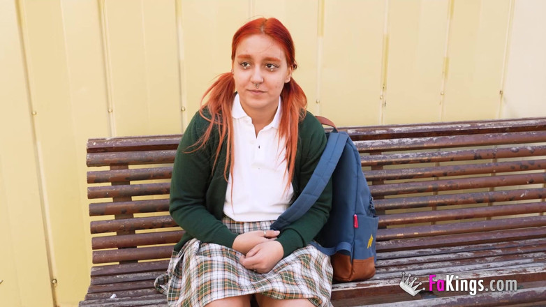 FAKings: 18 Years Old Teen Natalyy Hot Meets and Gets Shocked...