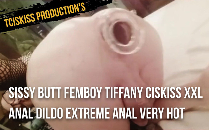 Tiffany Ciskiss: Femboy Tiffany Ciskiss XXL cu vibrator anal extrem foarte fierbinte