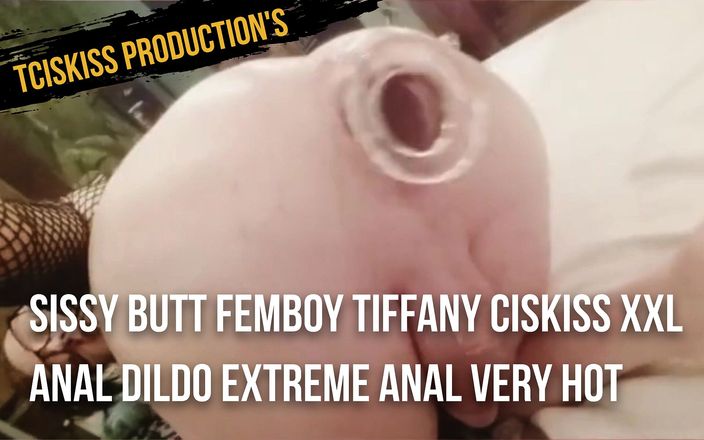 TCiskiss Production&#039;s: 弱虫のお尻femboy Tiffany Ciskiss XXL肛門ディルド極端な肛門非常に熱いです