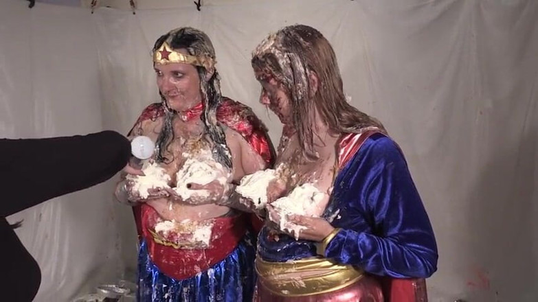Gunked up girls: Jessica helps Lola and Jodie get clean after sploshing