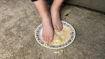 Hex Crimson: The Perfect Breakfast for a Foot Boy
