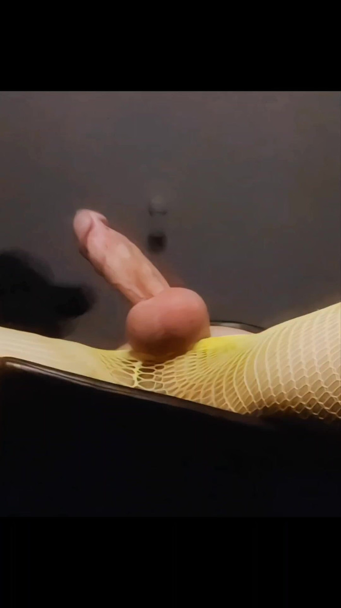 Lizzaali: Éjaculation avec vue sur le sol et contractions dans mon...