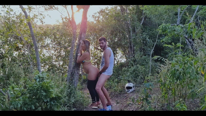 Trail and Sex, Is There Anything Better? (Mari e Chell)