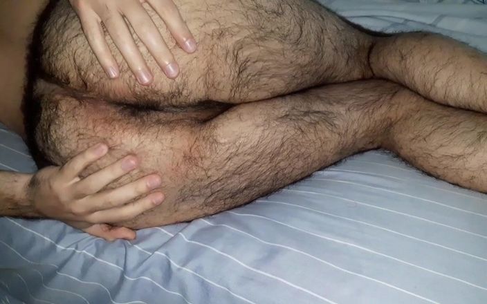 SamBeautyAss: Nějaké sperma a zadek