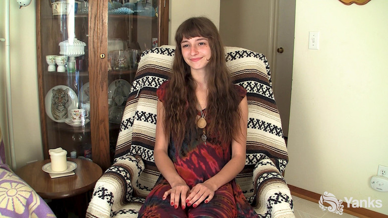 Yanks: Willow Enjoys Her Bushy Muff - Full 4K Remaster