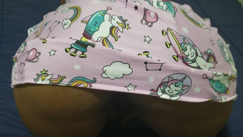 Lovemina: La principessa ebano con un gran culone ama i colpi...