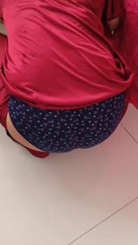 Video sex trong nhà bếp ấn độ với anh rể