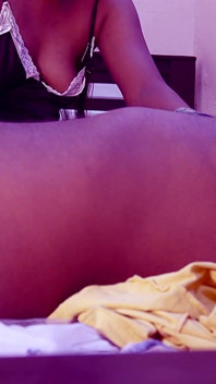 Pijat romantis hot bareng dua wanita yang lagi sange