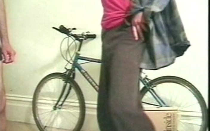 Gay 90's Vintage Porn: Namiętny facet rytm gra # 7