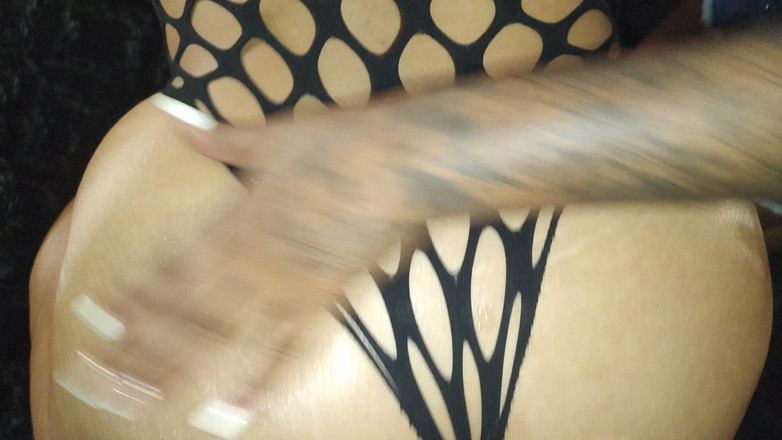 PABLO N3GROBAR: Dala vodítko na Cummy Bear