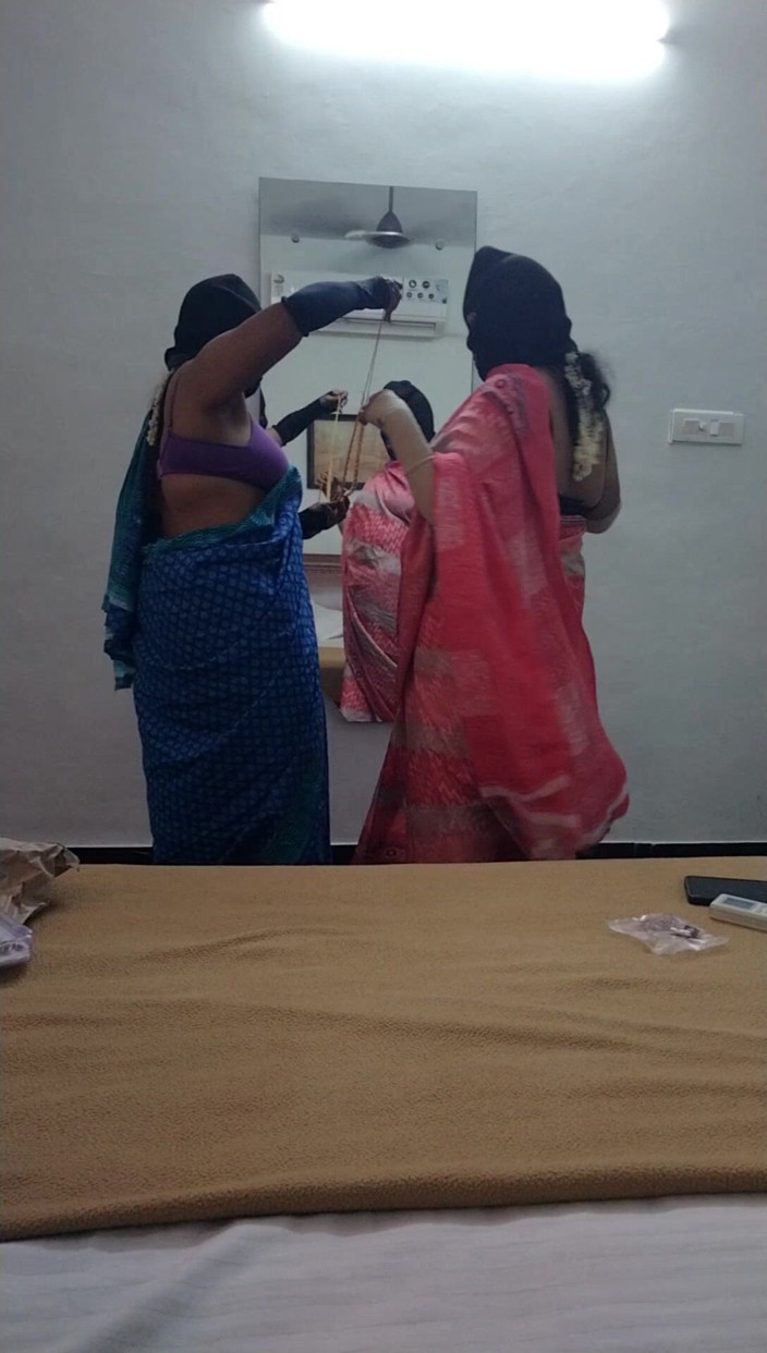 Tamil lesbian: Conversation coquine - derrière le tournage