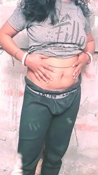 Desi Village Girl Sonali Had Sex with Her Stepbrother Secretly.