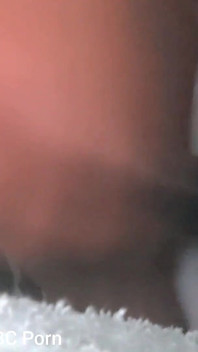 Walenie mojej cipki z dużym dildo cumming jęczy ciężko