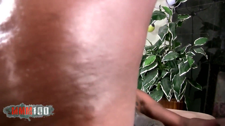 MMM100: Grande rabo preto Twerk e gozada interna