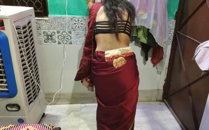 piryaprajapati: 집에 혼자 있는 발정난 의붓여친이 나를 불렀어