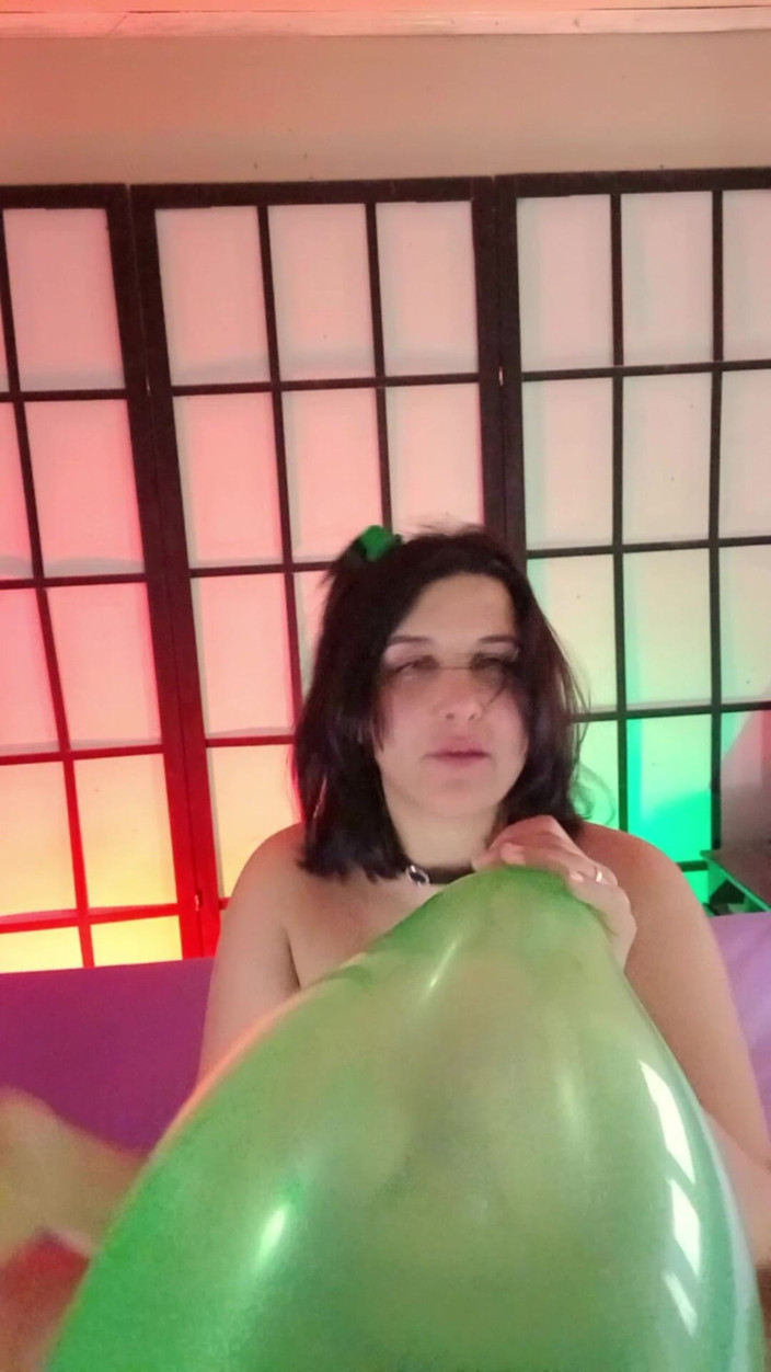 melu_world: grin kristal ke saath hot seshan 12 inch ke gubbare - Bunny...