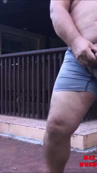 Hung Stud 2 lượng lớn P-is-s & 1 lượng tinh dịch khổng lồ 4k