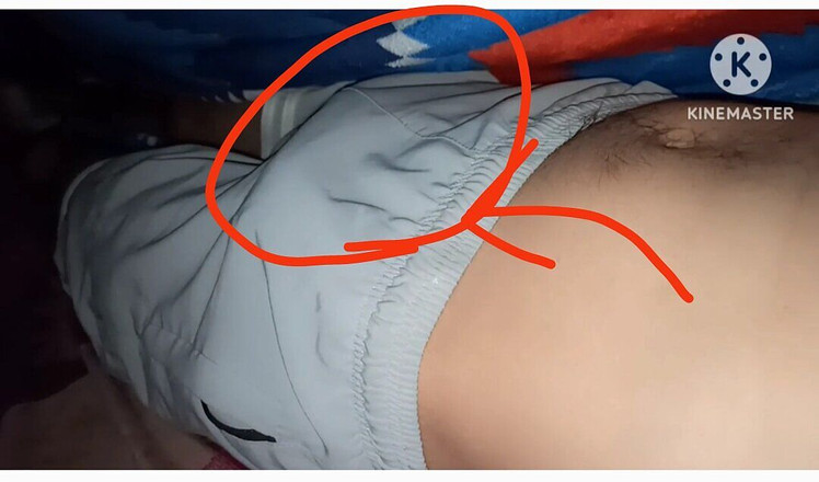 Desi__Panda: Il mio amico etero è un grosso cazzo mostruoso a mezzanotte -...