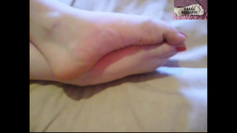Casal Gresopio Feet: 집에서 바람난 남편에게 따먹히는 Diana 그리고 내 자지를 가지고 놀아왔어