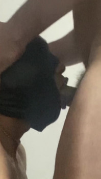 딥쓰롯을 하는 하드코어 볼 - 목구멍이 부풀어 오른 돼지