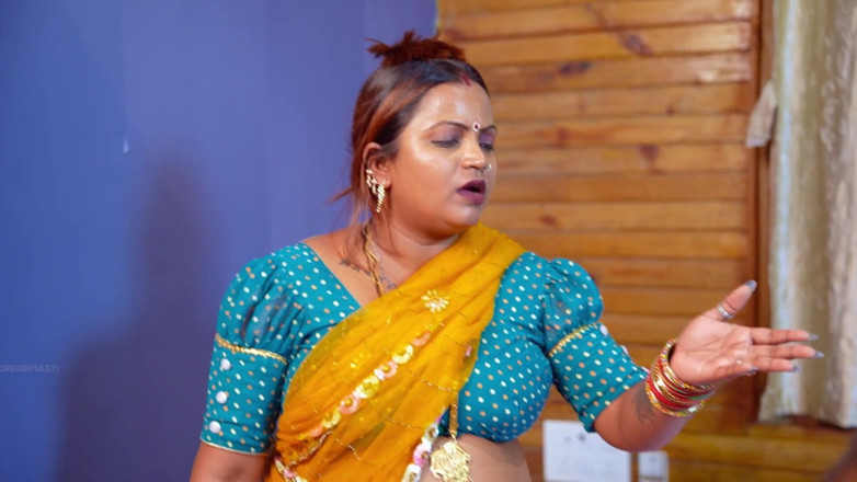 Aaka: Hardcore Sex with My Boss Indian Sex Video