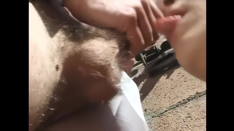 Hard Accademy: Dave Hardman Bahçede