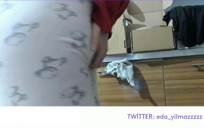 turk_milf_porno: Je me suis masturbé en pyjama, MILF turque, porno, gros...