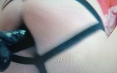 Todo -Anal: Ayaktayken iyi bir anal seks yapıyor.