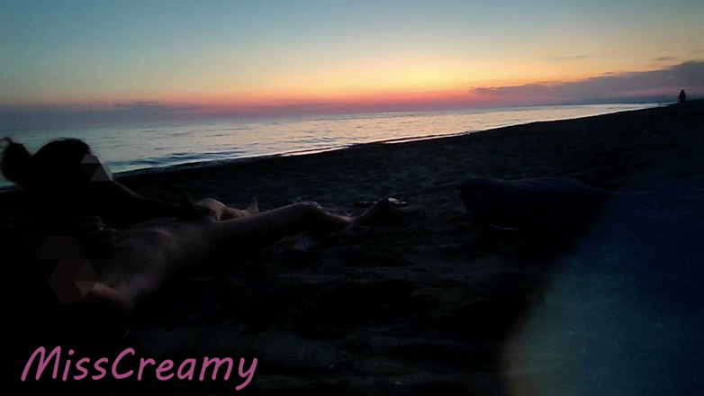 Miss Creamy: Kelipan batang cikgu MILF Perancis Blowjob Pantai Berisiko Maspalomas – Orang...