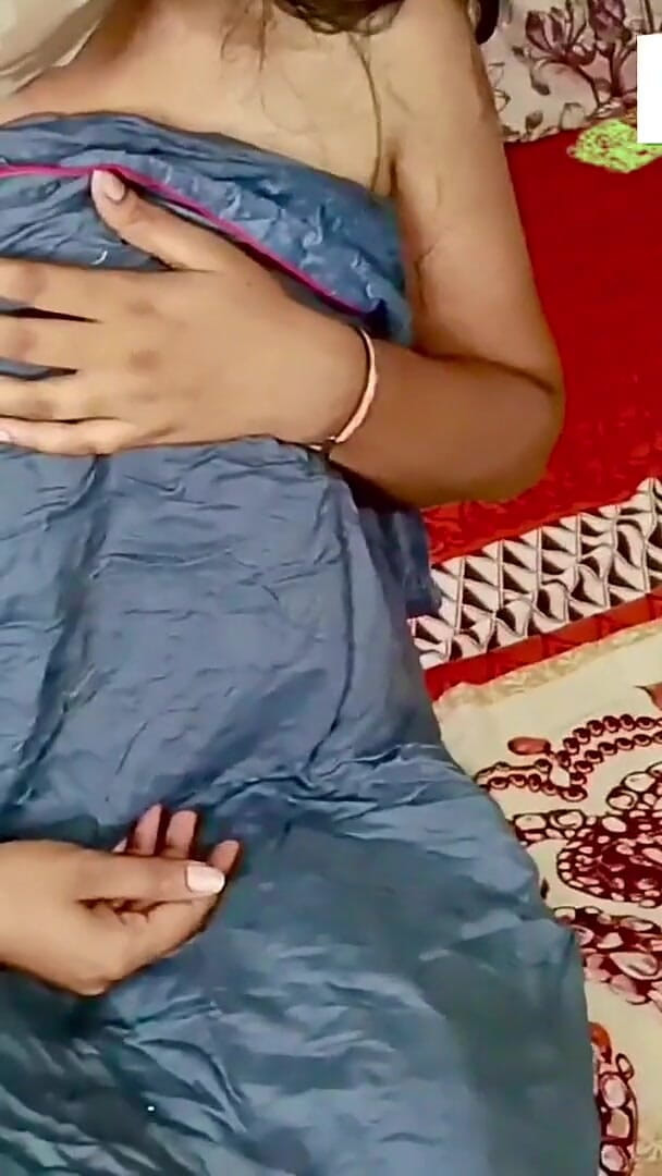 Poojakabir: Part-2 Dirty Sister Was Putting Cucumber in Her Young, I...