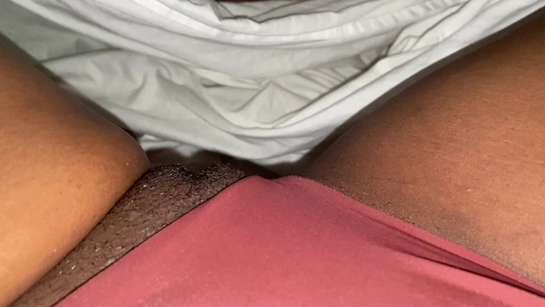 olivercastelistar: Saya merakam jiran saya melihat satu sama lain selepas sarapan...